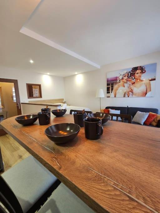 Ferienwohnung Le 19 #Terrasse#Parking Clermont-Ferrand Exterior foto